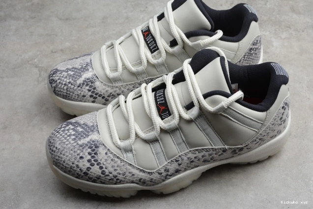 Snake Light Jordan 11 Bone SE Low CD6846-002 Air 0607